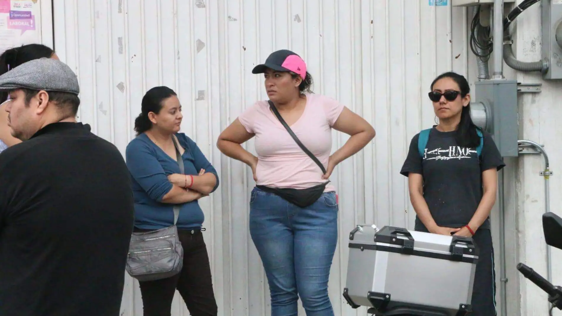 Capturistas del PREP acusan a empresa de Sinaloa de no pagarles